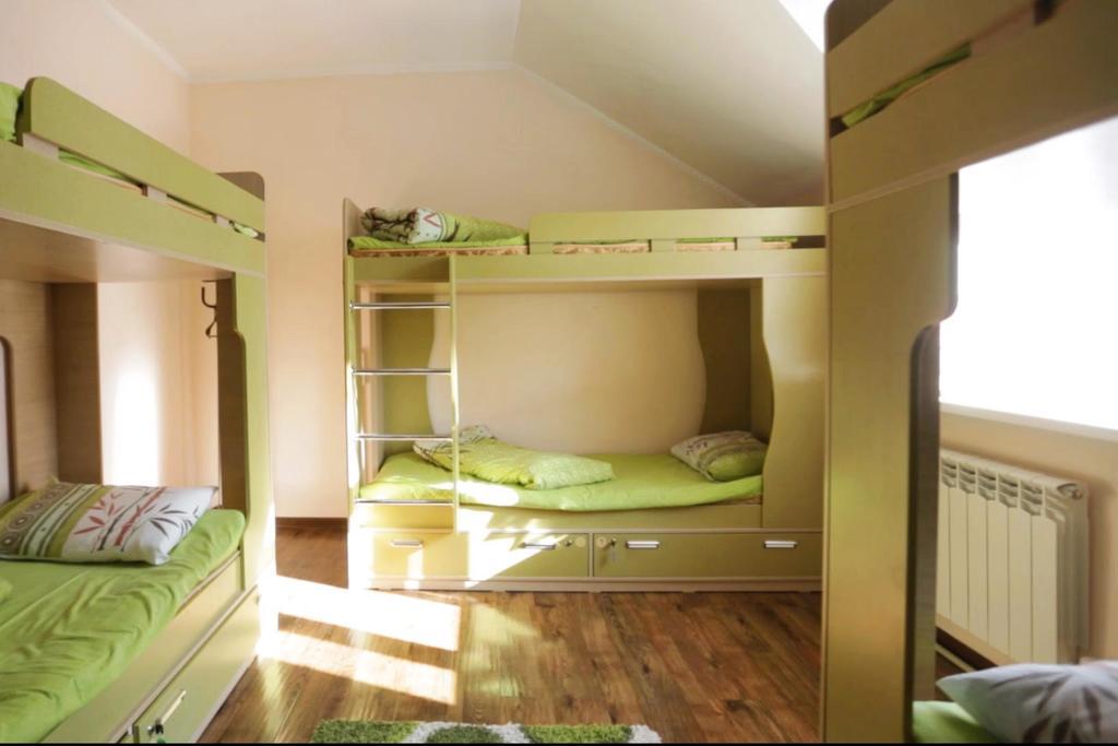 Almaty Backpackers Hostel Kültér fotó