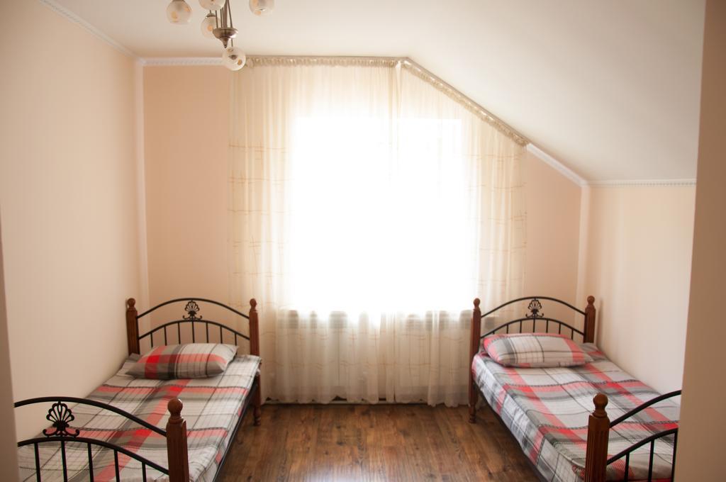 Almaty Backpackers Hostel Szoba fotó