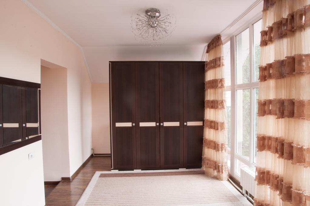 Almaty Backpackers Hostel Kültér fotó