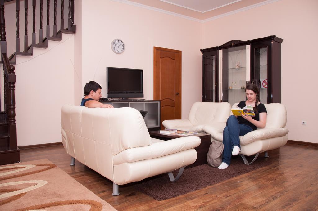 Almaty Backpackers Hostel Kültér fotó