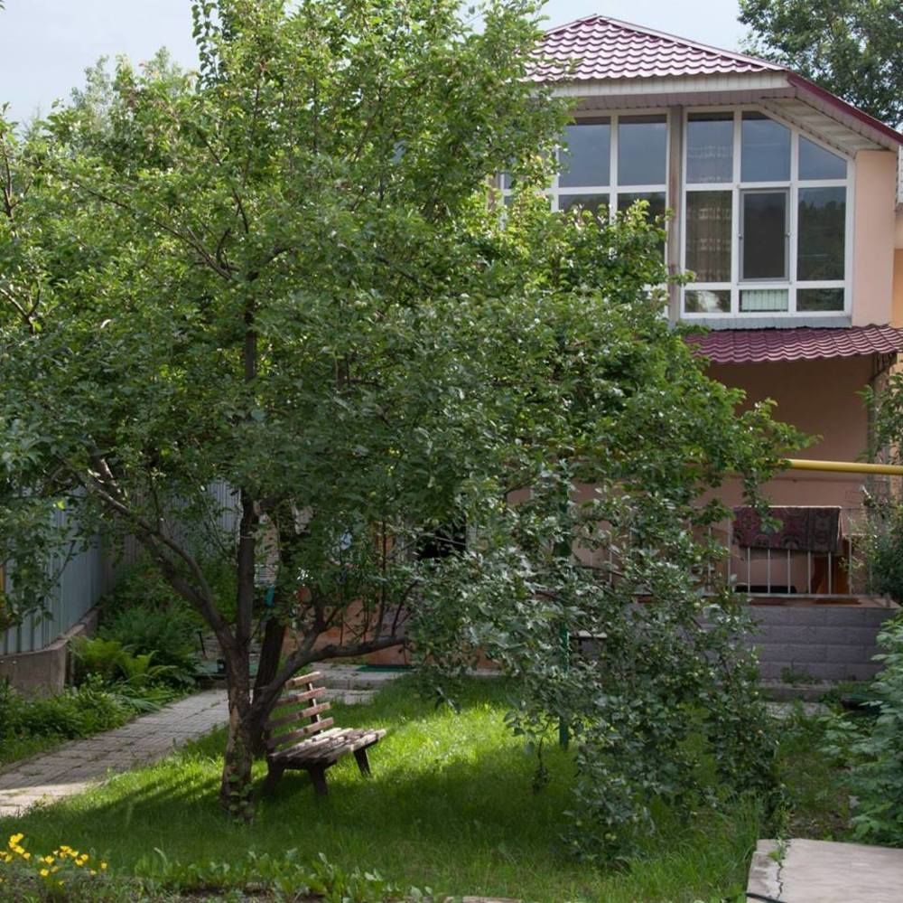 Almaty Backpackers Hostel Kültér fotó