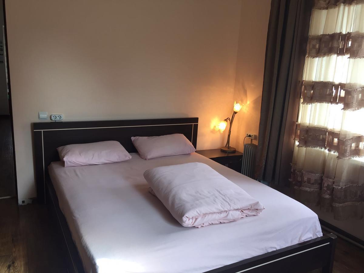 Almaty Backpackers Hostel Kültér fotó